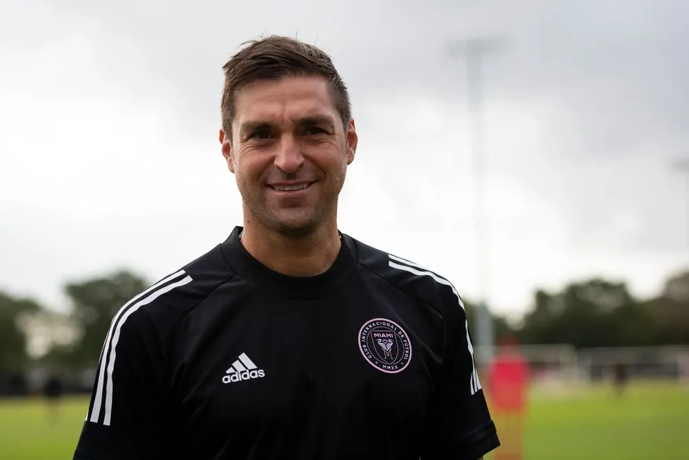 Diego Alonso en la primera práctica de Inter Miami