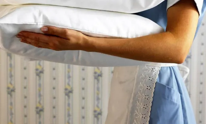 Ingreso de domésticas sube hasta 5,6% y rige salario vacacional con premio