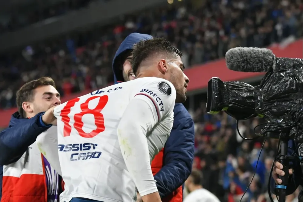 El festejo del 2-1 de Noguera