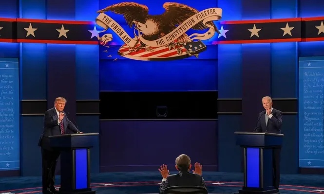 El 47% de los votantes registrados depositaría su voto por Trump, mientras que el 42% lo haría a favor de Biden, diferencia que está dentro del margen de error.