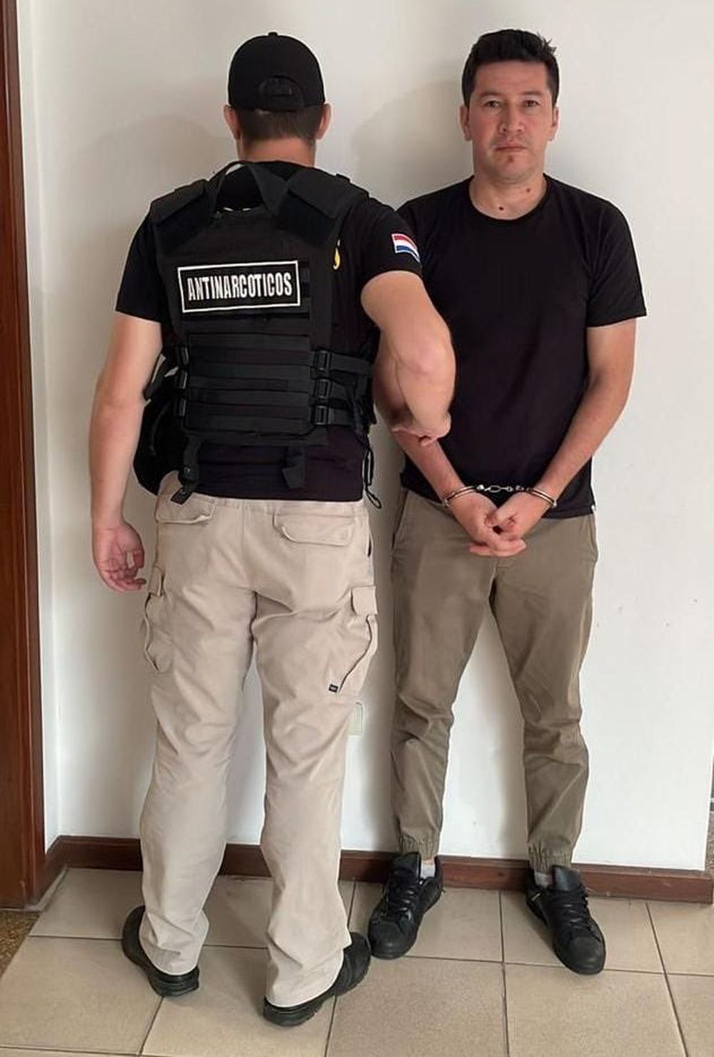 Víctor Centurión en el momento de su entrega