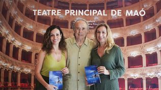 Joan Manuel Serrat asistió a la presentación de la programación del Teatro Principal de Mahón. EFE