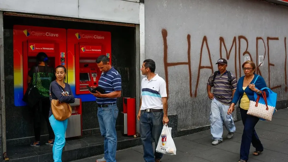 El FMI estimó una inflación de hasta un millón por ciento para Venezuela este año.