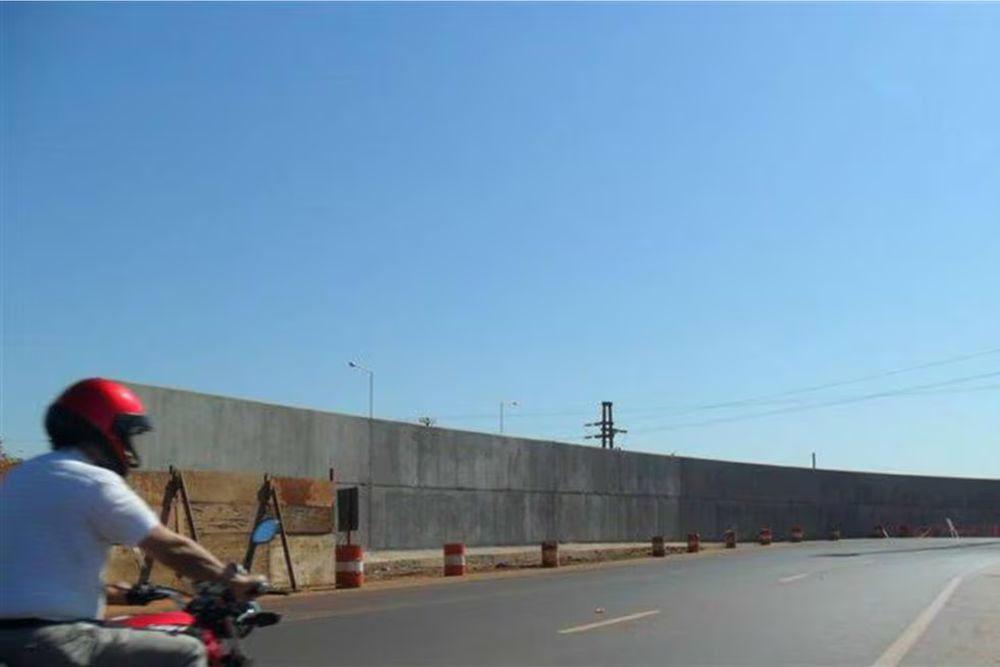 Los vecinos habían impulsado una petición en la plataforma Change.org porque la construcción afectaba la estética de la costanera de Posadas.