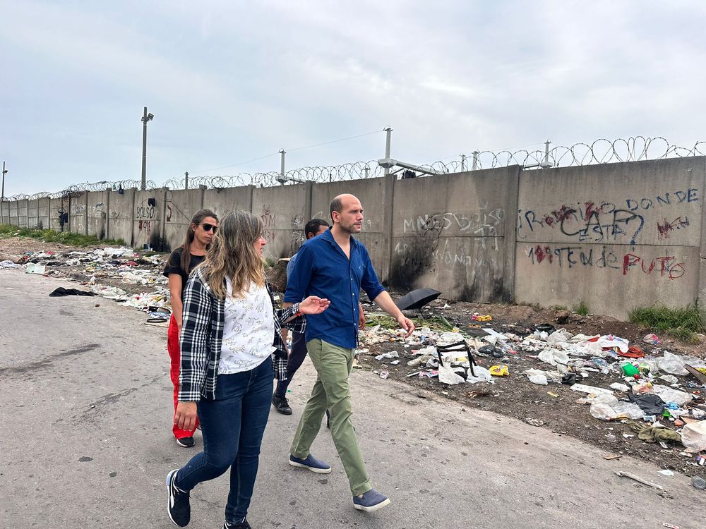 Martín Lema en la recorrida por zonas de Montevideo