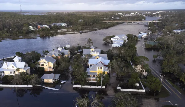 Inundaciones en Steinhatchee, Florida, tras el paso de Helene