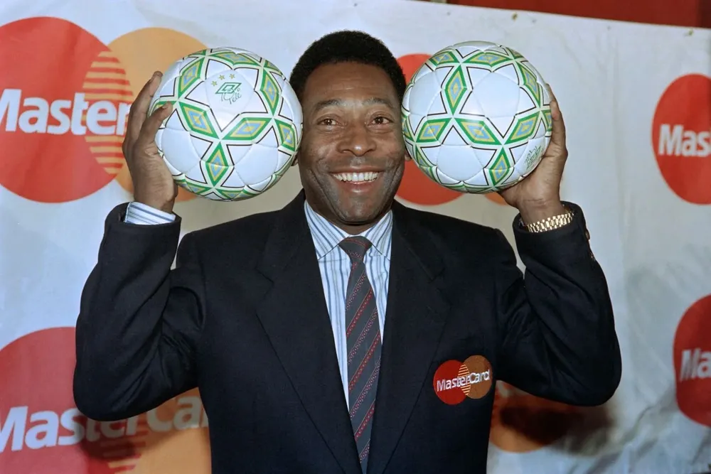 Pelé haciendo publicidad para Mastercard