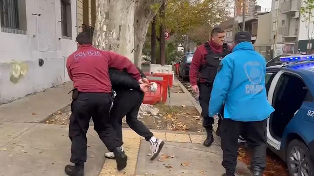 Persecución y vuelco en la General Paz tras un intento de robo: el video