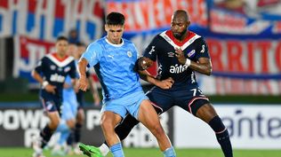Diego Herazo de Nacional ante Montevideo City Torque por Copa AUF Uruguay