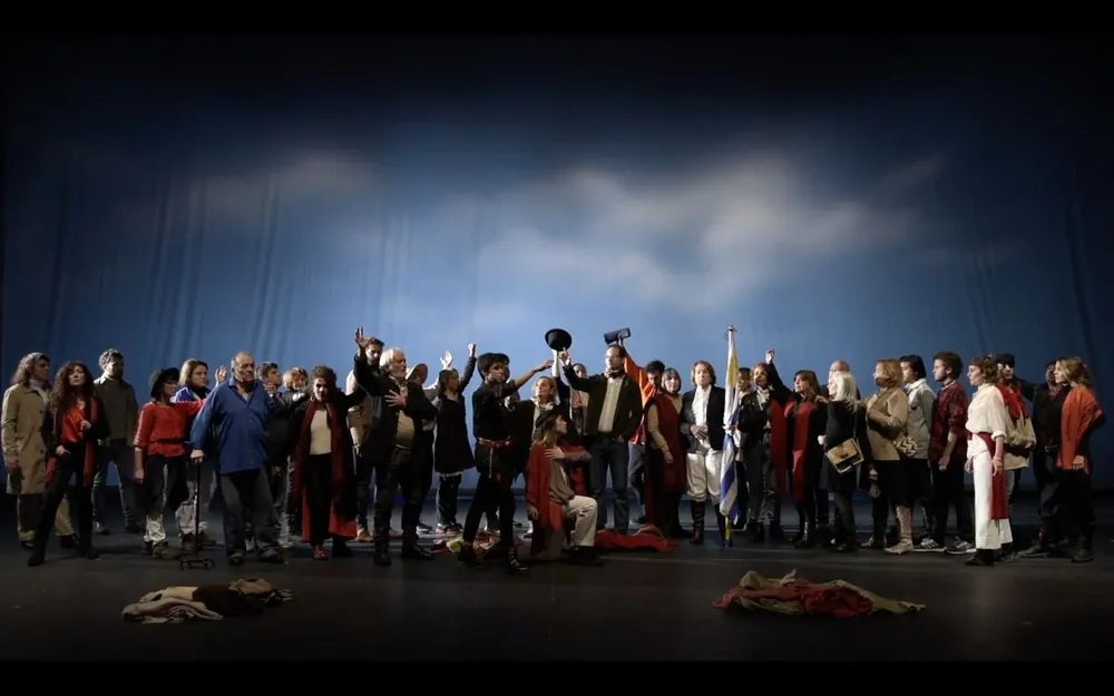 33 artistas subieron al escenario para darle cierre al proyecto