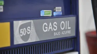 Buenas noticias para los combustibles de cara a diciembre: mercado internacional estable