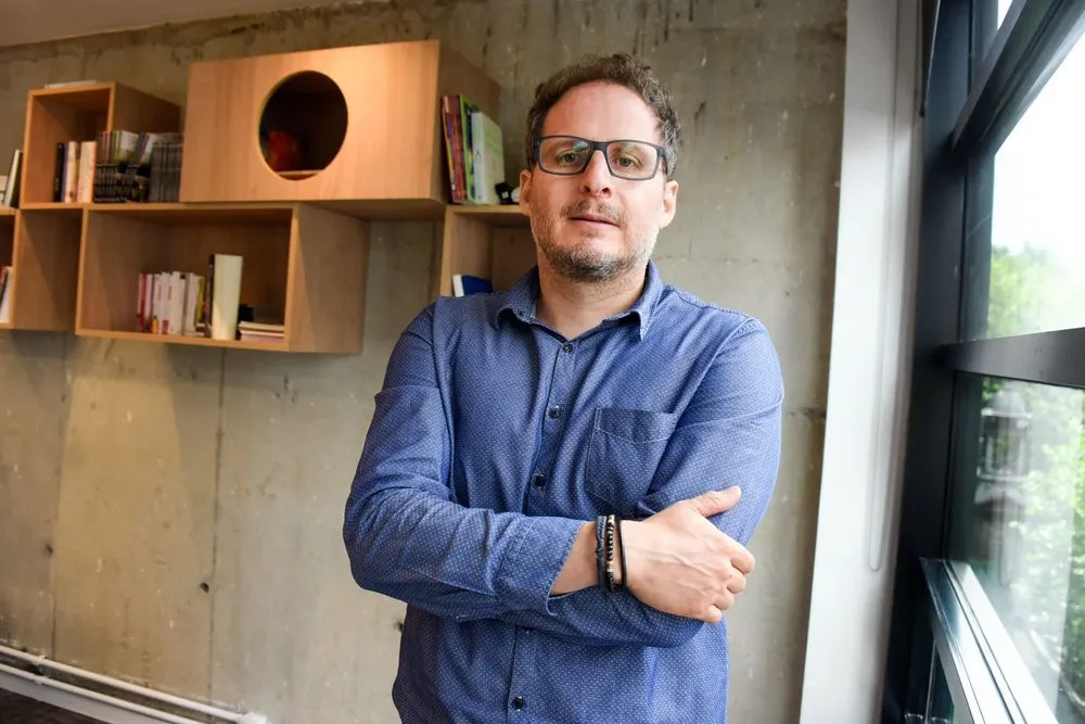 “Tenemos estadísticas que dicen que las personas que compran ebook también compran el mismo título en físico