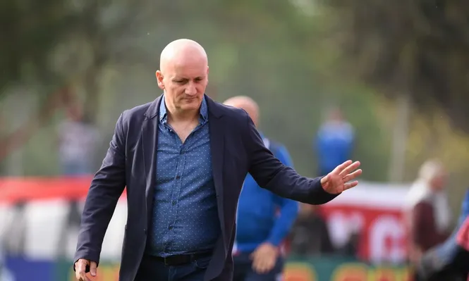 Repetto no seguirá como técnico de Nacional