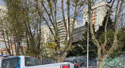 avellaneda: un bombero se descompenso mientras manejaba, choco a un patrullero y su auto se prendio fuego