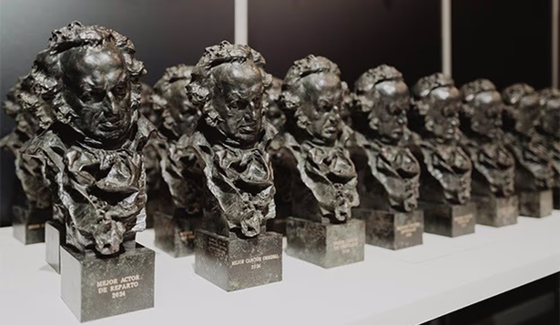Estatuilla de los premio Goya