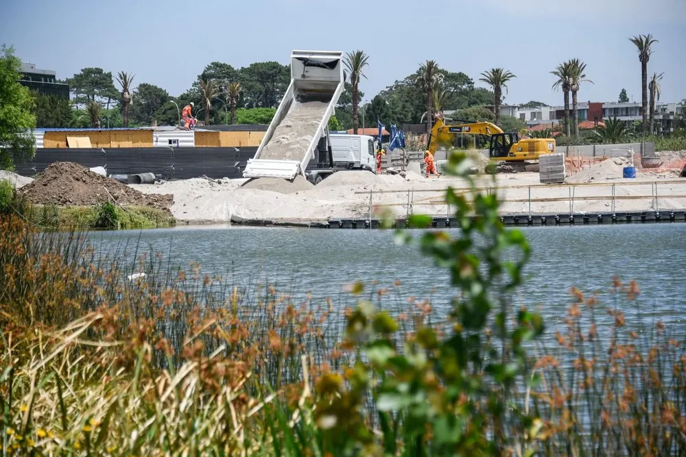 Avance de la obra para construir 64 casas