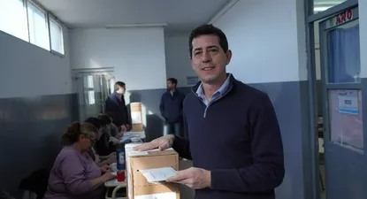 Votó Wado de Pedro: Las sociedades que siguen intentando mejorar, son las que participan