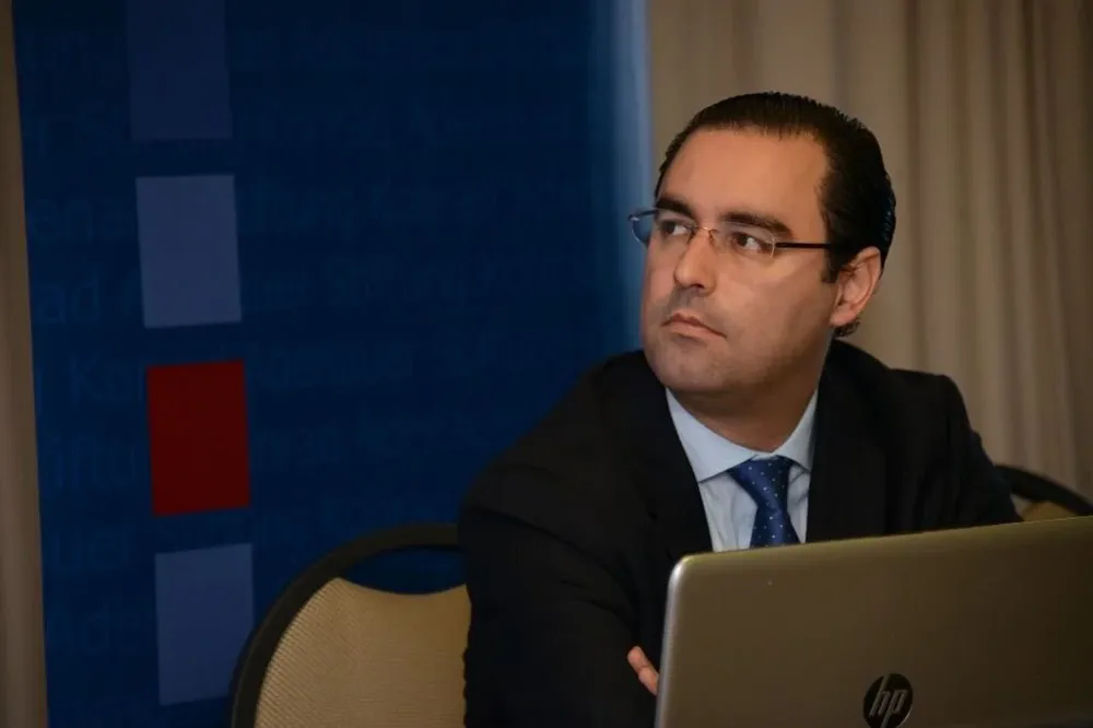 El director de la Asesoría Macroeconómica del MEF Hernán Bonilla expuso en el Parlamento.