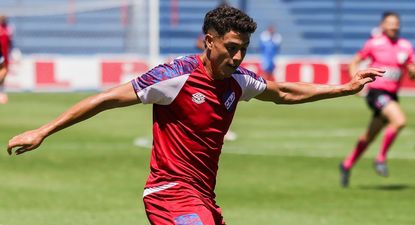 Baltasar Barcia en la práctica ante Danubio