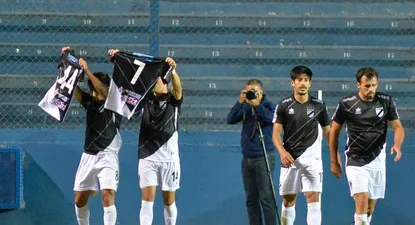 pese a cuatro covid-19 positivos, los jugadores de danubio salieron de la burbuja sanitaria