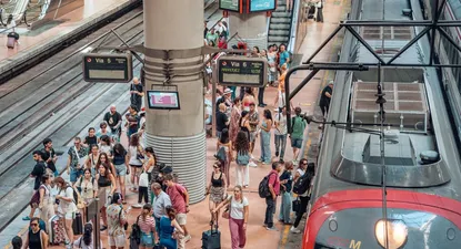 La rotura de un pantógrafo esta madrugada que ha afectado al sistema de electrificación en la estación de tren en Puerta de Atocha.