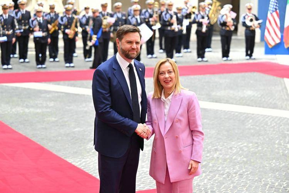 JD Vance y Giorgia Meloni