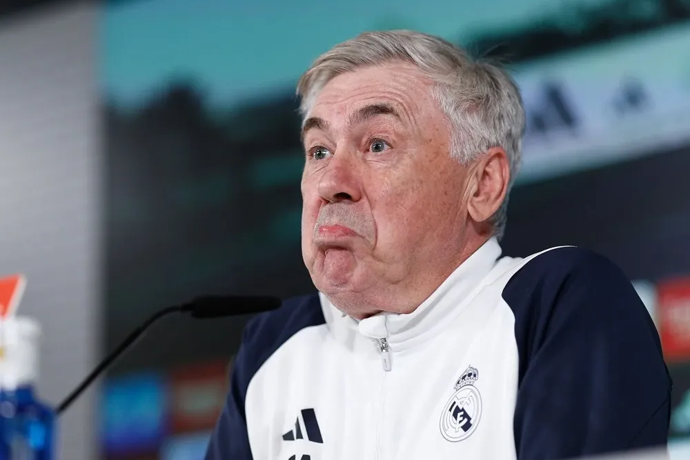Ancelotti en rueda de prensa.