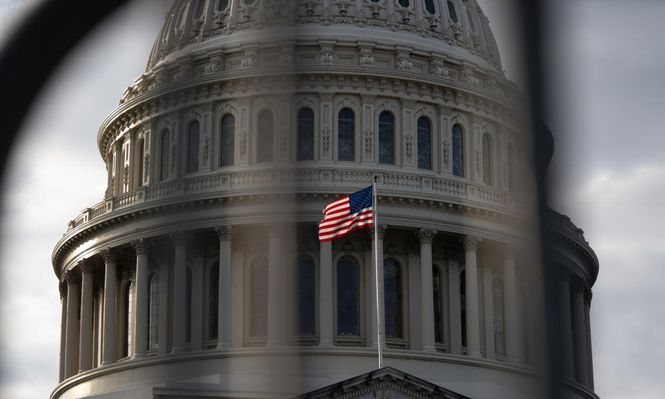 La Casa Blanca y el Congreso se enfrentan en un intento de última hora para evitar el cierre del gobierno