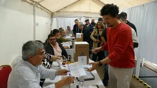 Argentinos votan en Uruguay