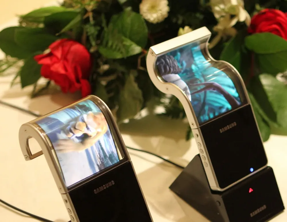 La compañía surcoreana Samsung producirá pantallas flexibles durante este año