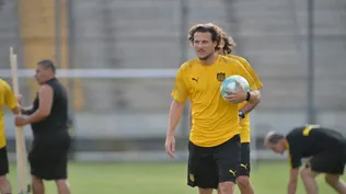 Diego Forlán arrancó su era de entrenador en Peñarol