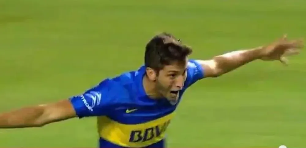 El festejo de Rodrigo Bentancur tras su gol para Boca El festejo de Rodrigo Bentancur tras su gol para Boca
