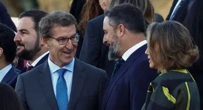 Núñez Feijóo y Abascal.