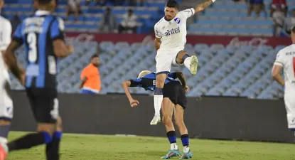 Nacional enfrenta a Liverpool