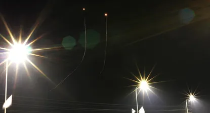 Los misiles de Irán caen sobre las ciudades de Israel.