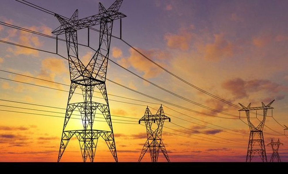 El Gobierno avanza en la desregulación del mercado eléctrico y habilita nuevos contratos privados