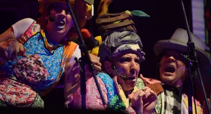 Parodistas Zíngaros.