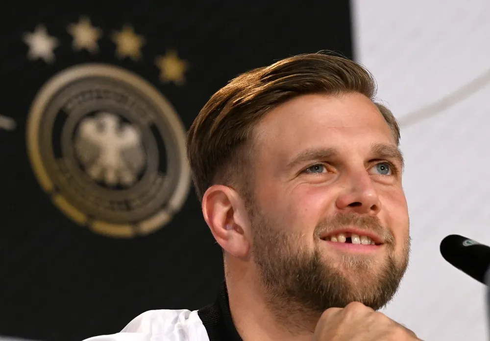 Fullkrug en conferencia