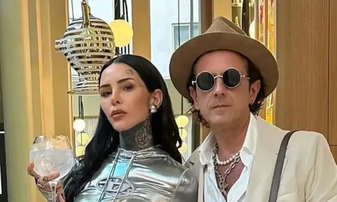 Cante Tinelli y Coti Sorokin