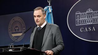 El Gobierno inaugura una nueva fase del control de daños en torno a Manuel Adorni