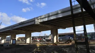 Viaducto en la rambla