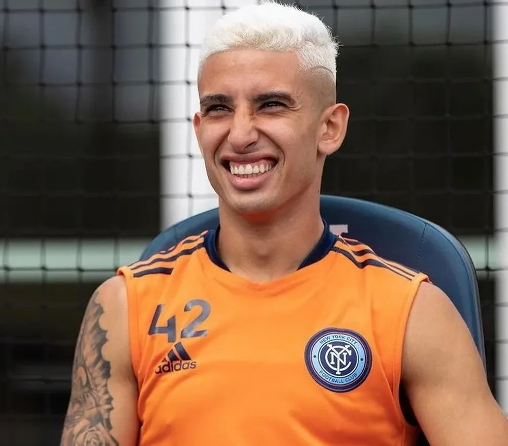 Santiago Rodríguez con su nuevo look
