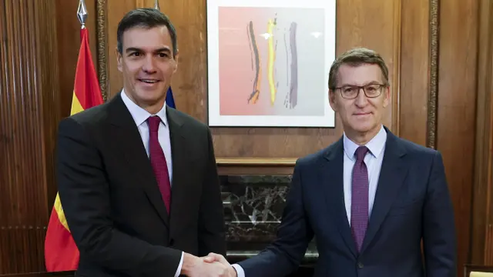 El presidente del Gobierno, Pedro Sánchez, y el líder del PP, Alberto Núñez Feijóo