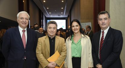 Banque Heritage organizó un desayuno para conversar sobre liderazgos antisistema