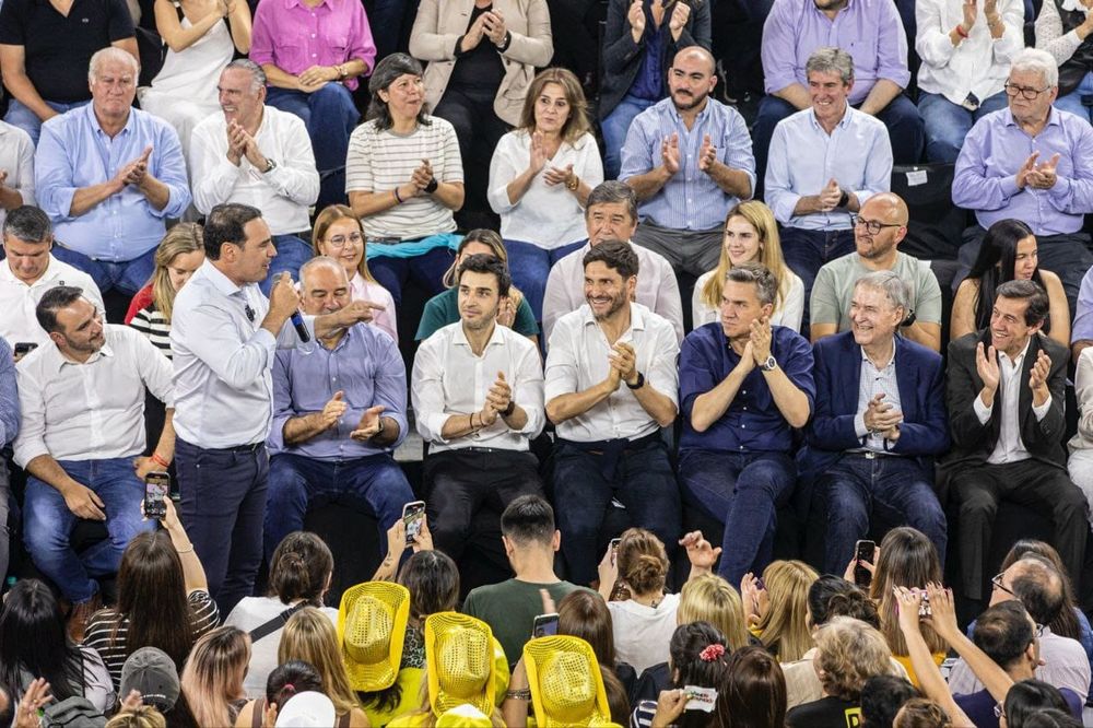 Corrientes elige gobernador con el condimento de la pelea entre Javier Milei y Gustavo Valdés.