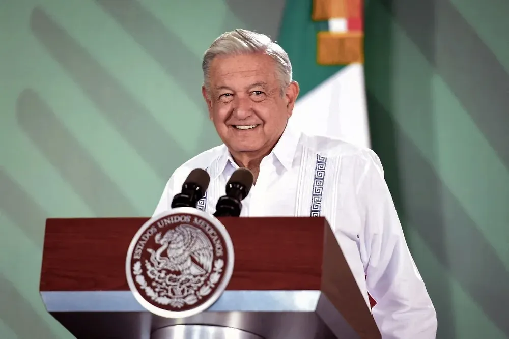 “No se va a padecer de falta de petróleo”, aseguró AMLO.