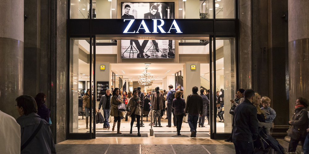 Fachada de uno de los locales de Zara