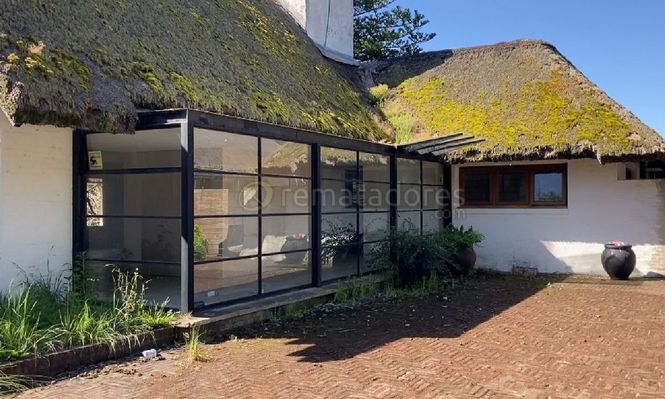 Mansión Quincho Grande en Punta del Este, que perteneció a Gerardo González Valencia