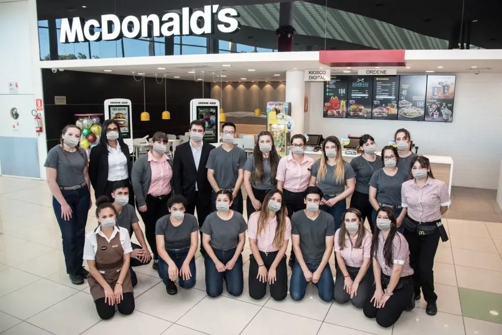 El anuncio coincide con el 30 aniversario de la marca en el país y con la inauguración del restaurant número 30 de la compañía en Uruguay en la ciudad de Rivera