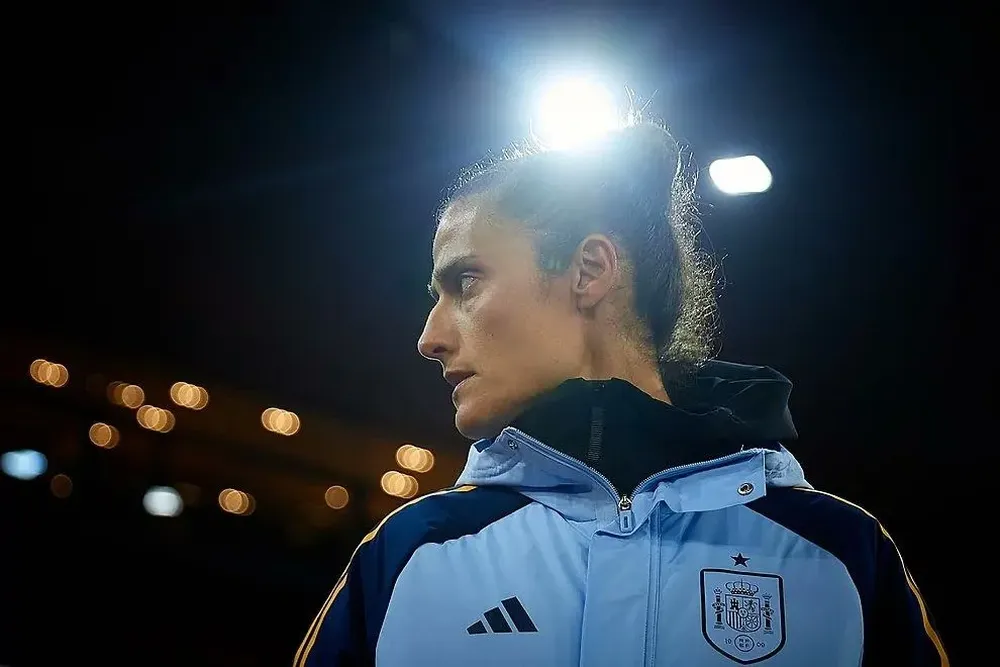 Montse rompe el silencio.